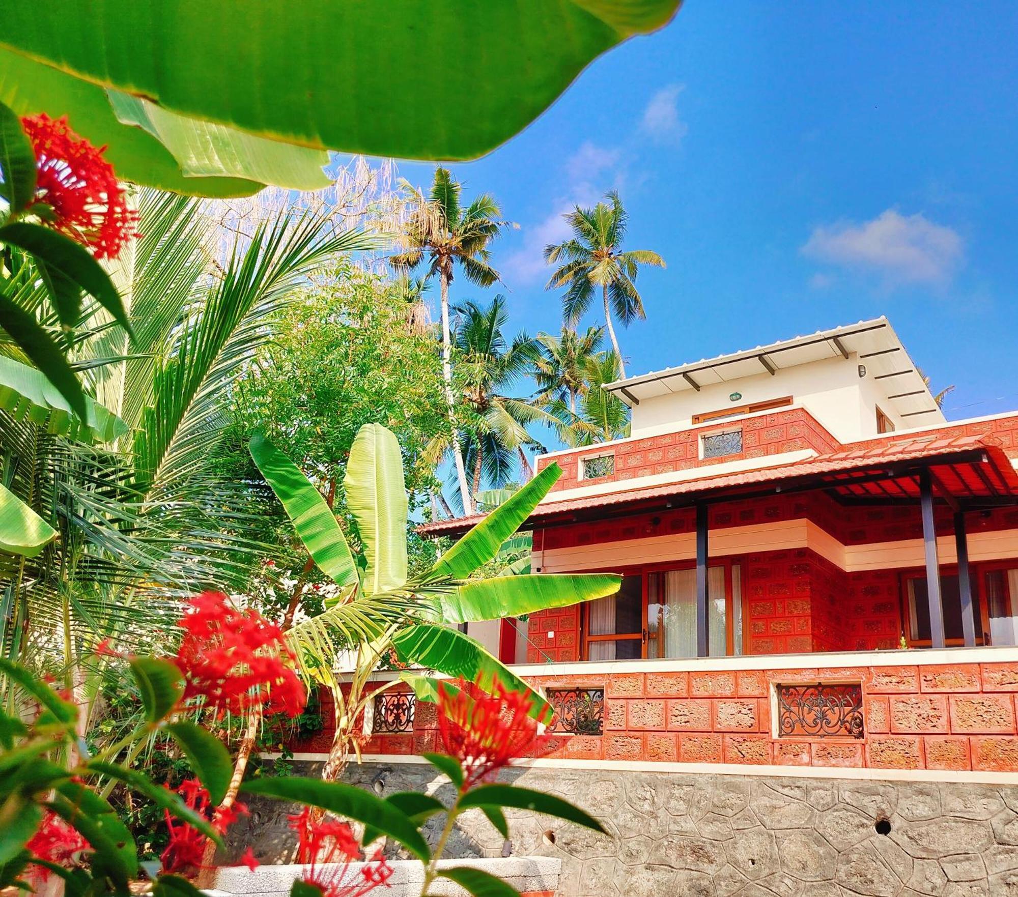 The Ixora - A Boutique Homestay Варкала Экстерьер фото