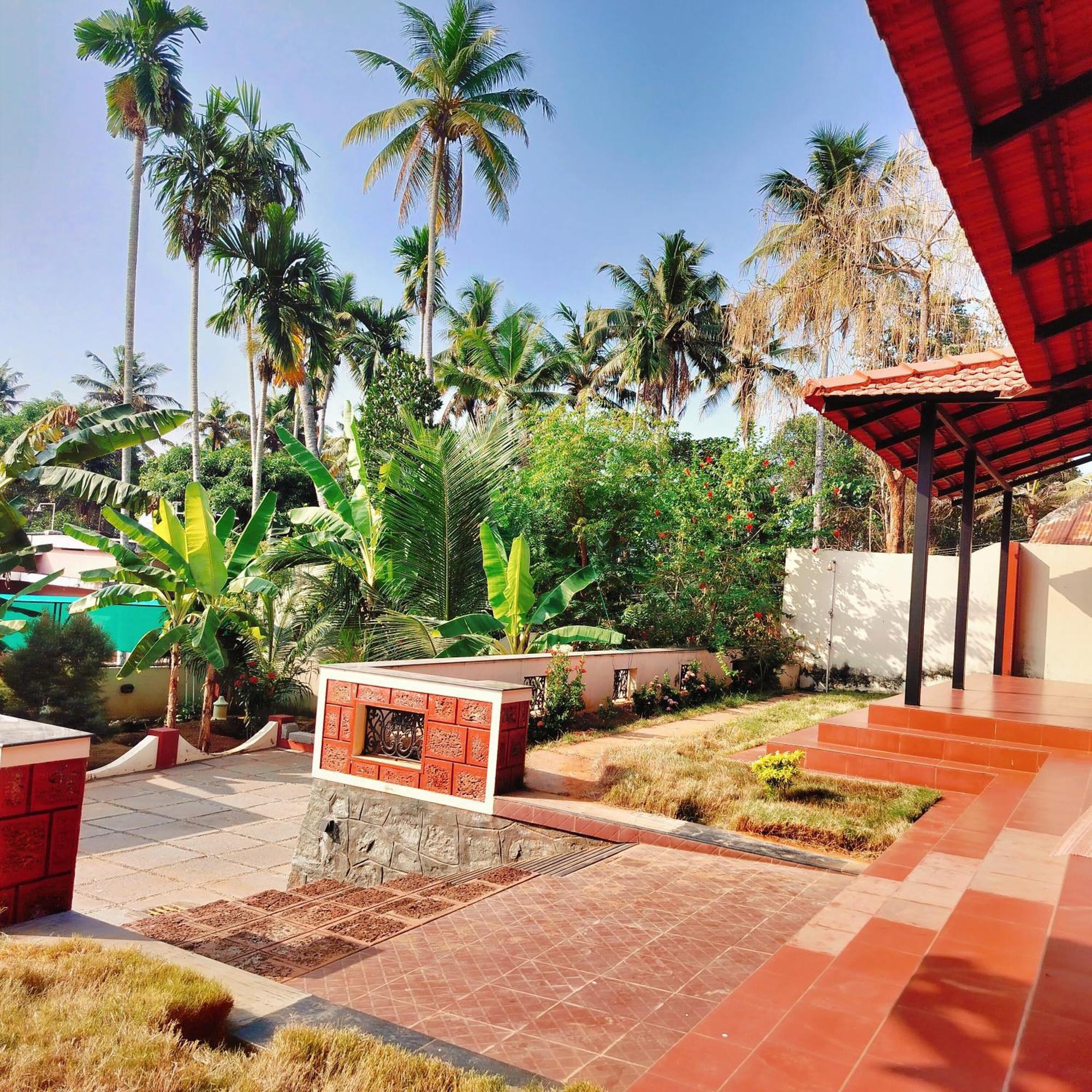 The Ixora - A Boutique Homestay Варкала Экстерьер фото
