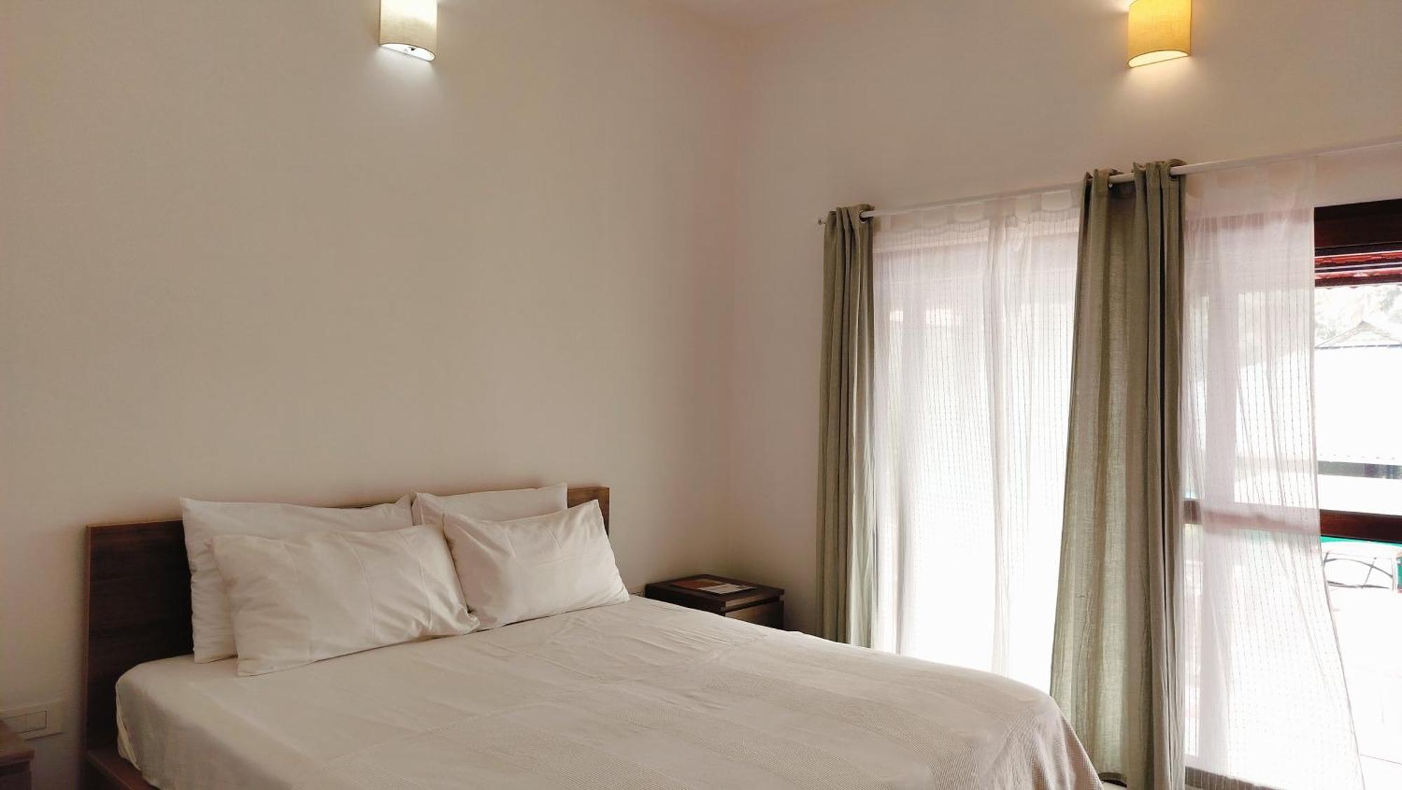 The Ixora - A Boutique Homestay Варкала Экстерьер фото