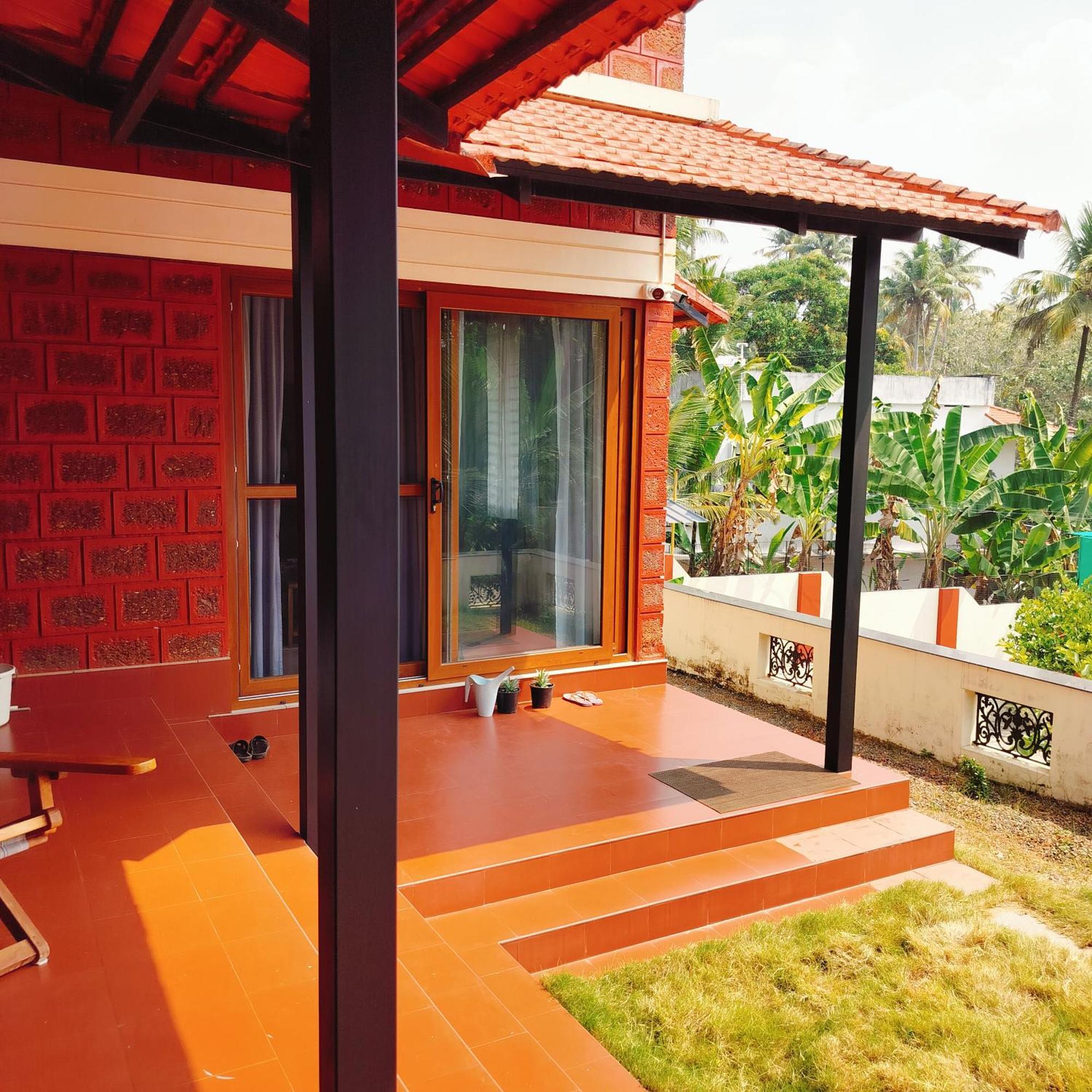 The Ixora - A Boutique Homestay Варкала Экстерьер фото