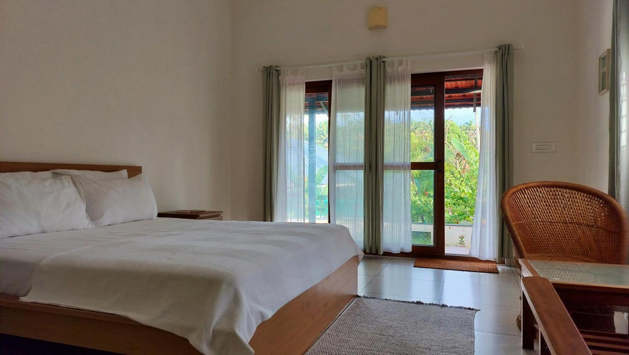 The Ixora - A Boutique Homestay Варкала Экстерьер фото